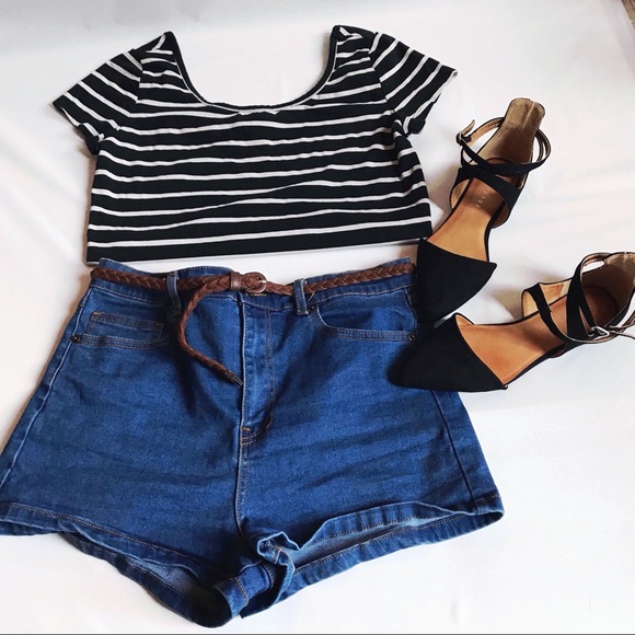 Mossimo • Striped Scoop Neck Crop Top • Large - Picture 3 of 6